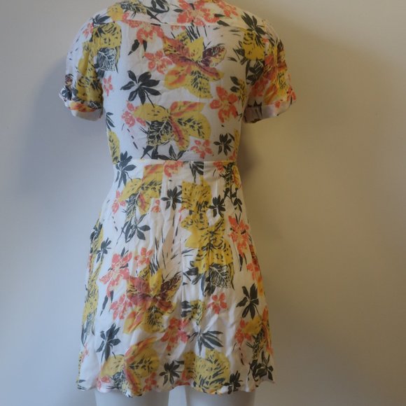 FREE PEOPLE FLORAL FRONT TIE MINI DRESS 2 * - Picture 6 of 7